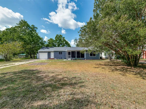 1009 Commerce Dr, Greenville, TX 75401
