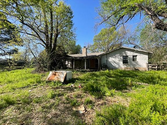 4th image of 8001 Storie Rd