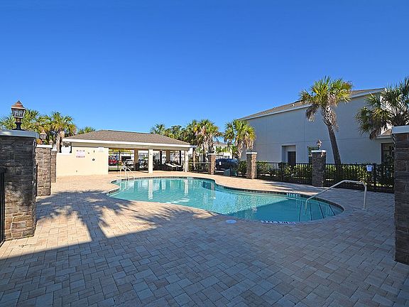 3rd image of 6449 Baytown Dr