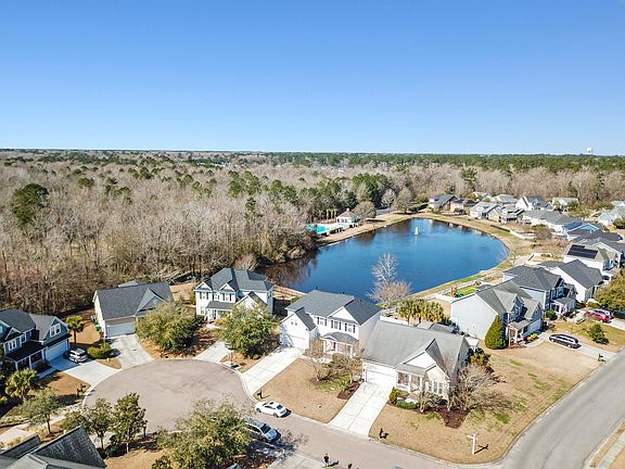 2nd image of 100 Back Creek Ct