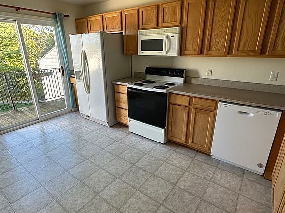 5th image of 1943 Lindsay Ln