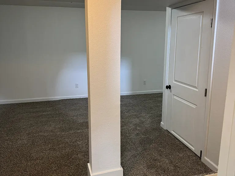 1407 W Kiernan Ave — Photo 18