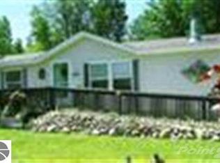 1430 Kettle Lake Rd NE, Kalkaska, MI 49646