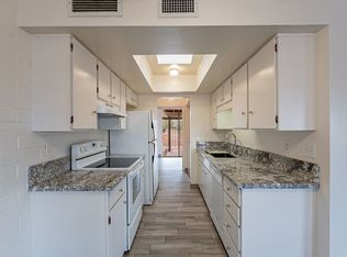 415 N Calle De Lumbre, Green Valley, AZ 85614