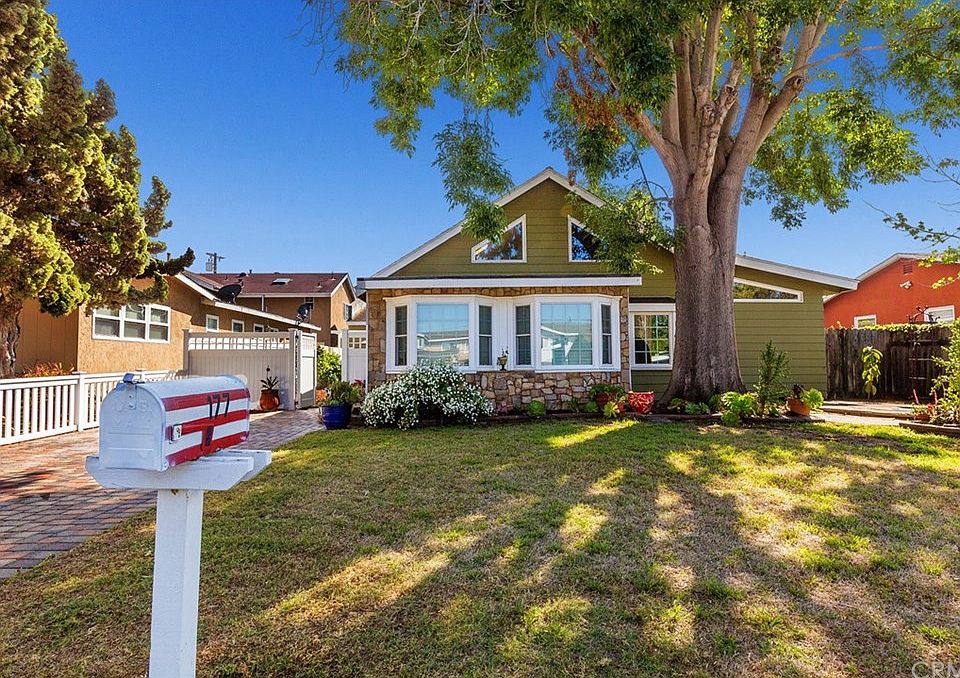 1st image of 177 Costa Mesa St