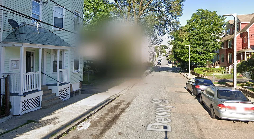 6 Dewey St #2