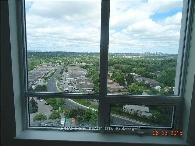 7167 Yonge St #1503 — Photo 8
