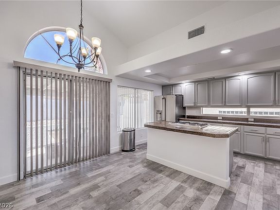 3rd image of 3505 White Diamond Dr