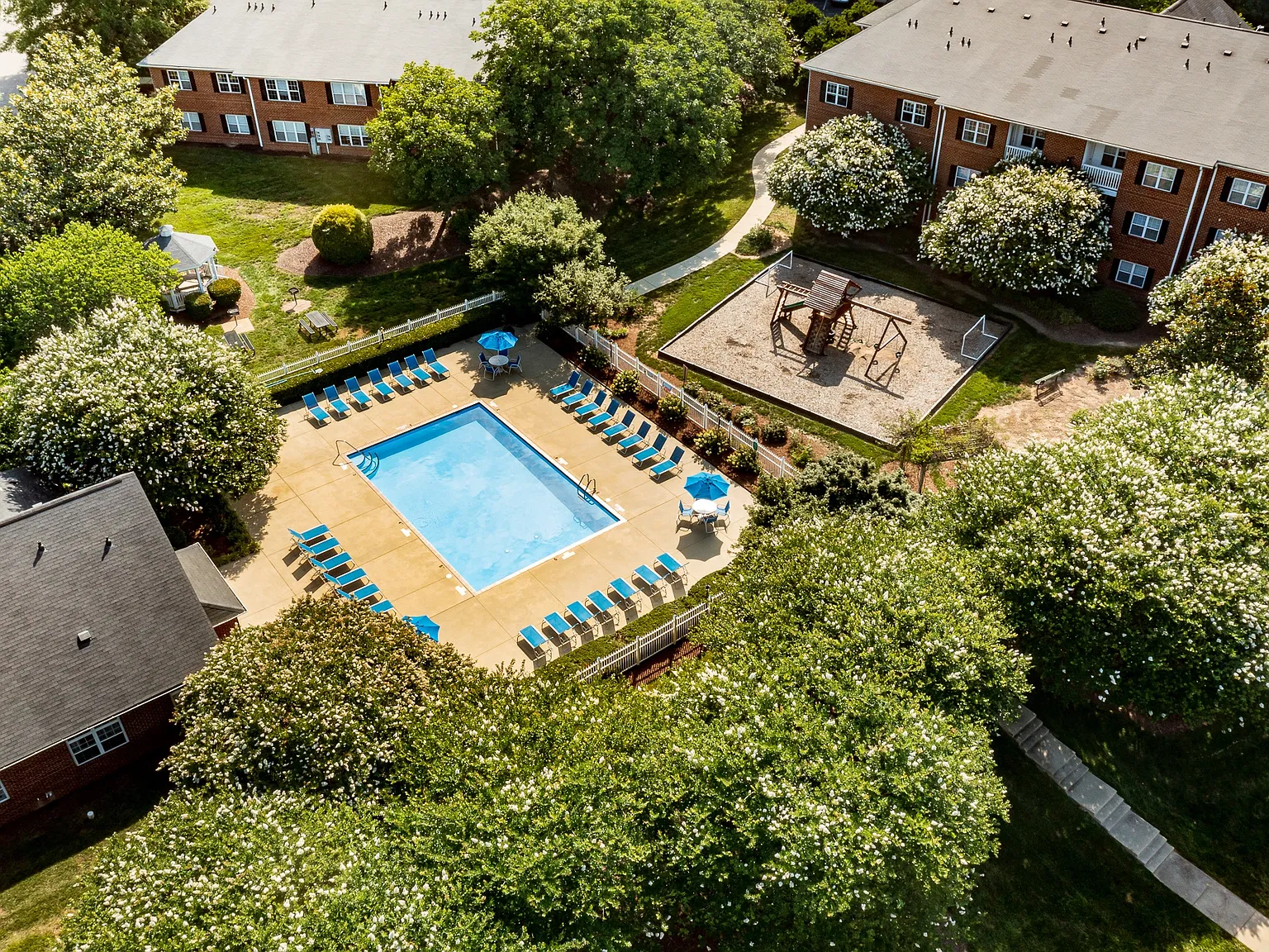Trellis Pointe — Photo 4