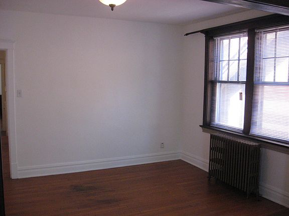 4th image of 4538 Shenandoah Ave APT 2F