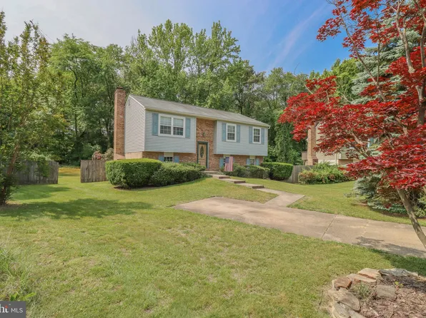 8221 Crab Apple Ct, Glen Burnie, MD 21061