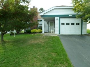 136 Buckingham Dr, Manchester, NJ 08759