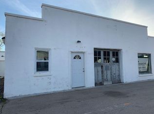 1004 E State St, Mauston, WI 53948