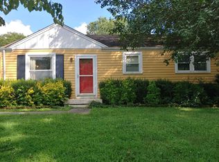 415 Circle Dr, Clarksville, TN 37043