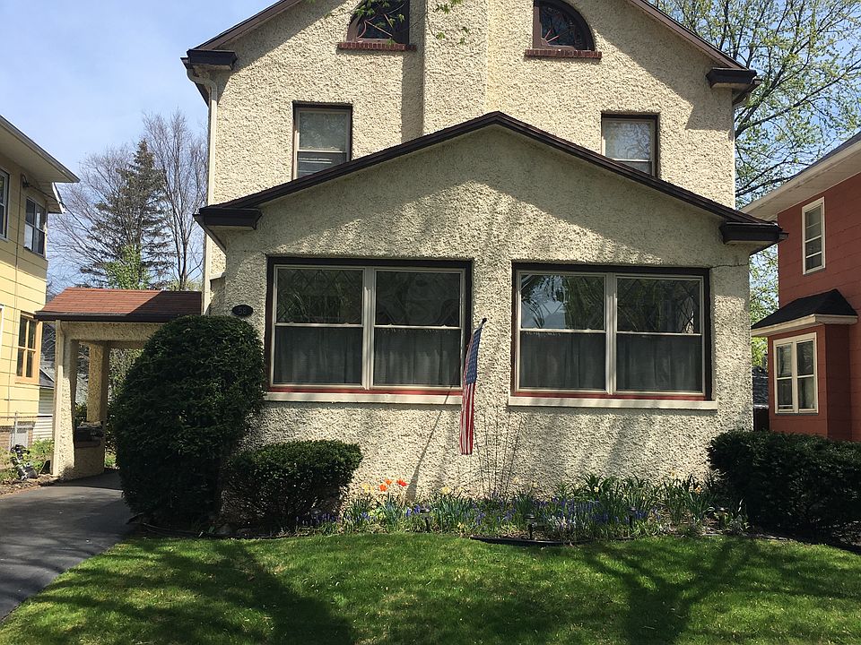 58 Woodland Park. 14610