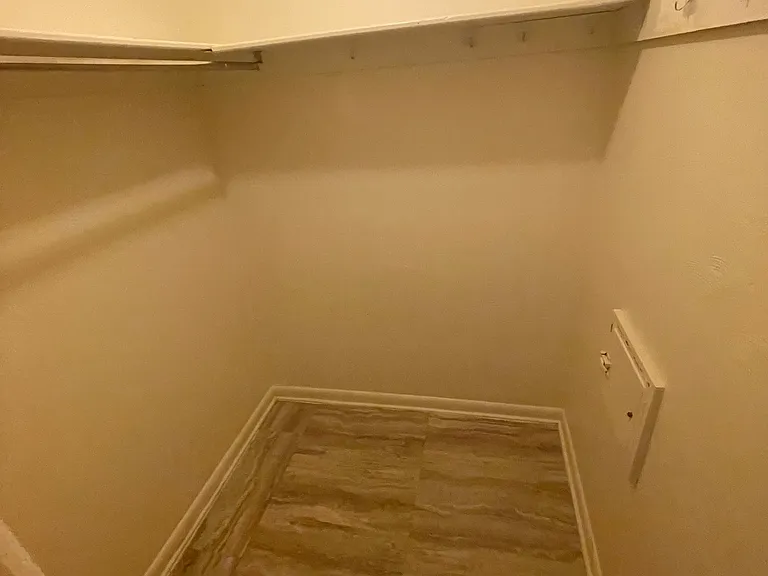 103 W Powers Cir #104 — Photo 12