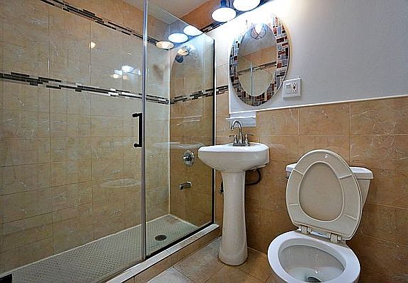 5th image of 1869 Prospect Pl Floor 2