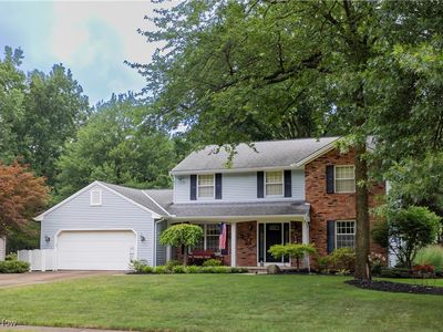 32330 Orchard Park Dr, Avon Lake, OH, 44012