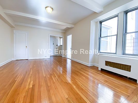 3rd image of 710 2nd Ave #11D