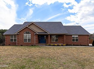 1330 Sugarland Cir, Sevierville, TN 37862