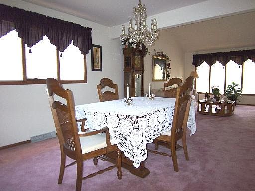 4th image of 15510 Badger Ln