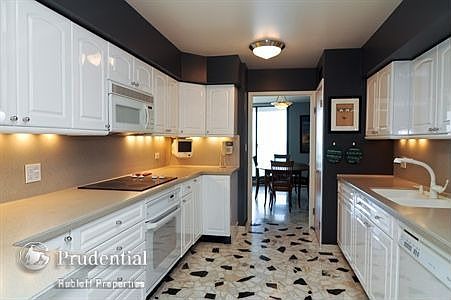 5th image of 1212 N Lake Shore Dr APT 8CS