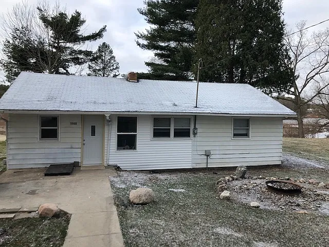 18480 Twelve Mile Rd photo 1