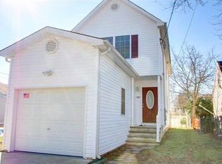 347 Shoreland Cir, Laurence Harbor, NJ