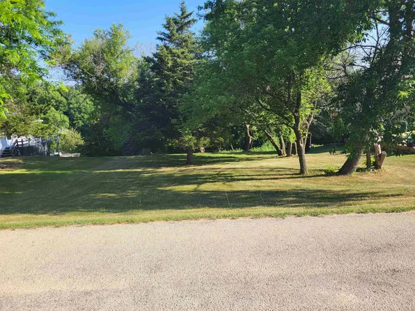 8A49 Constitution Dr, Apple River, IL 61001