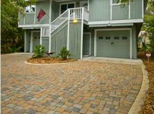 42 Twin Oaks Ln, Isle Of Palms, SC 29451