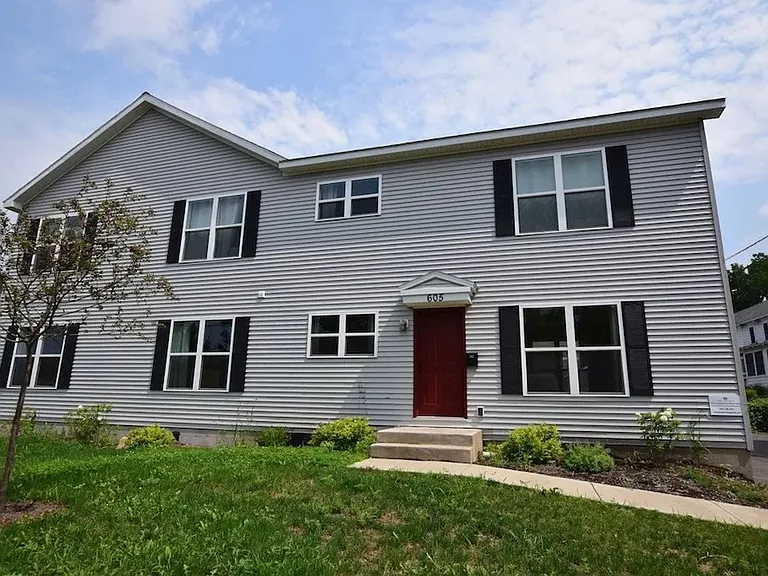 605 S Aurora St — Photo 20