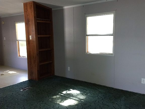 3rd image of 203 W Cherry Blossom Ln