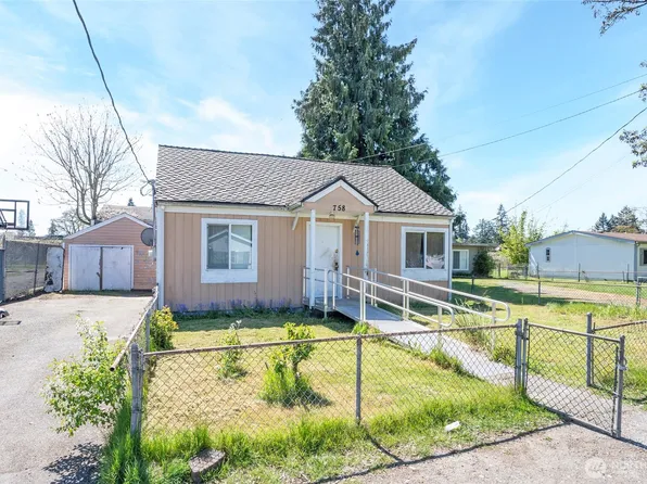 758 108th Street S, Tacoma, WA 98444