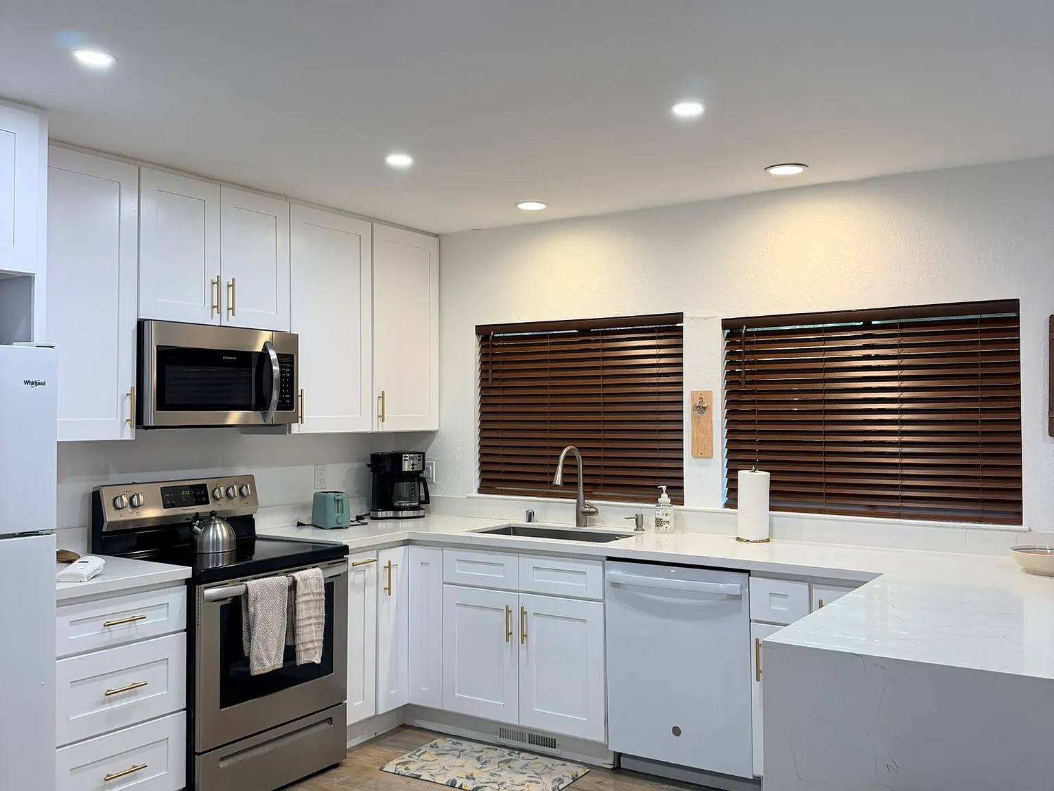 3 bed, 1339 sqft, $4,000 — Photo 4
