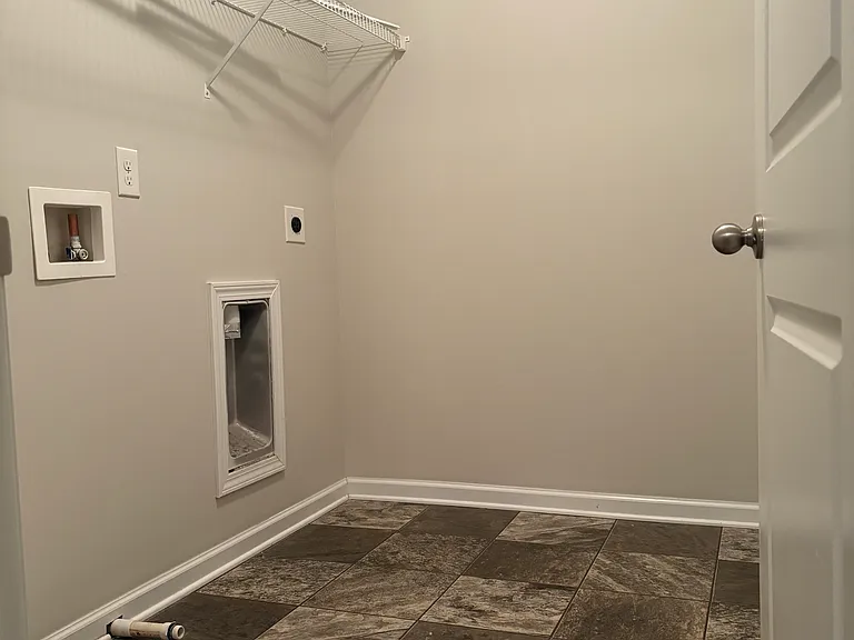 505 Townsend Place Dr — Photo 11