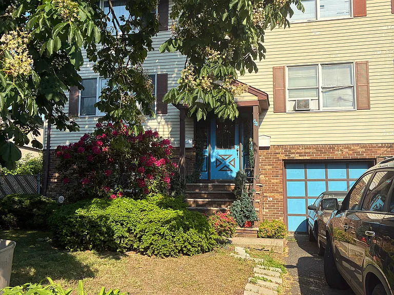64 Brandt St #2 — Photo 17