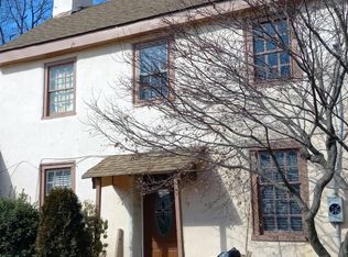 3142 Mechanicsville Rd, Philadelphia, PA 19154