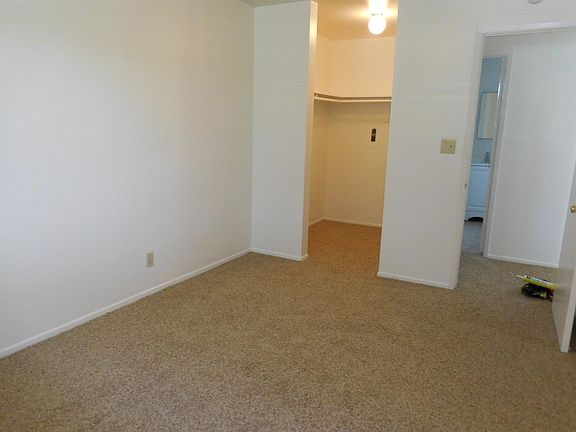 4th image of 807 Embarcadero Del Norte APT 4