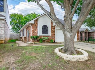 1387 Mimosa Ln, Lewisville, TX 75077