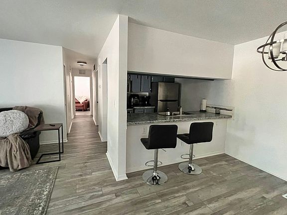 5th image of 8850 Jasmine Ln #1