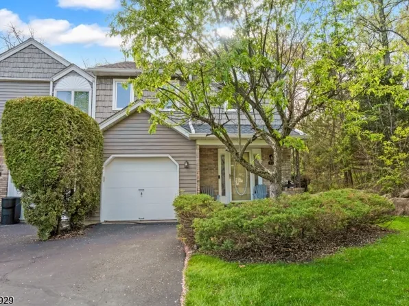 94 Edgefield Dr, Parsippany-Troy Hills Twp., NJ 07950