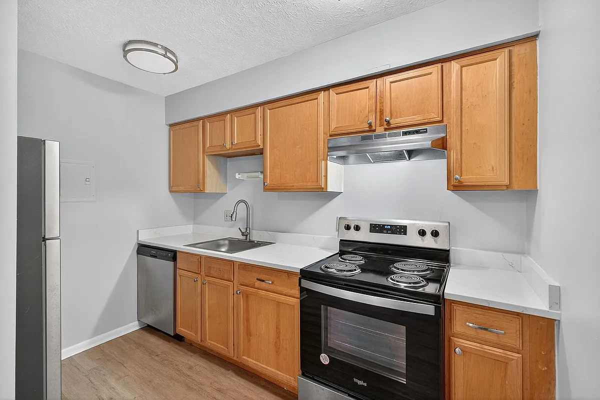 Building Photo - 2419 Ohio Ave #L
