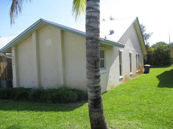 8959 SE Hobe Ridge Ave, Hobe Sound, FL 33455