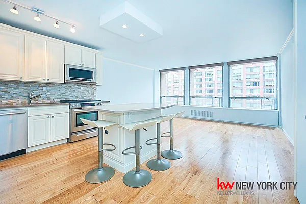 Rented by Keller Williams NYC | media 37