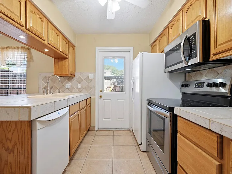 9009 N Plaza Dr #137 — Photo 14