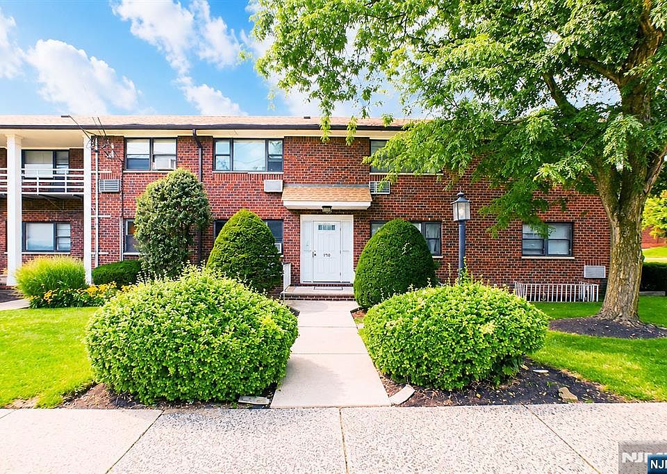 1st image of 170 Myrtle Ave APT A2