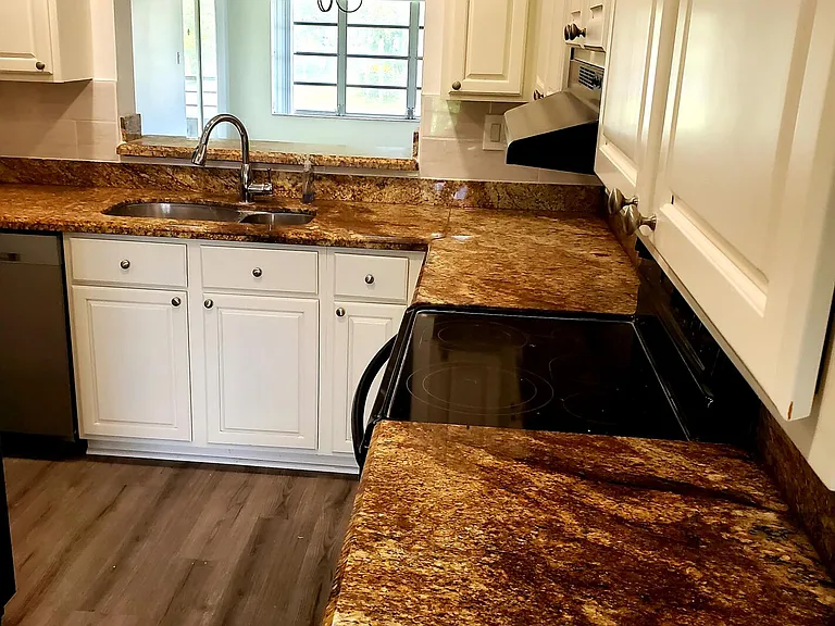 5890 Sugar Palm Ct #F — Photo 8