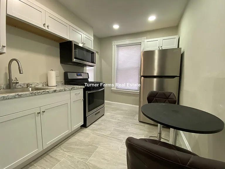 Humphreys St — Photo 2