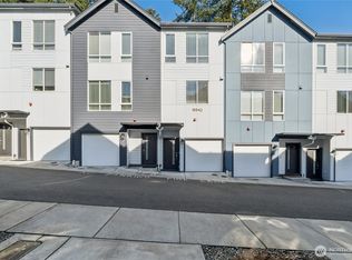Northmark Townhomes At Beardslee, Bothell, WA 98011