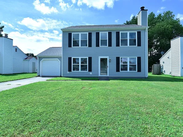 30 Westbriar Dr, Hampton, VA 23666